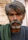 Indie: sumiaste wsy s konieczn ozdob dla mczyzn z niektrych rodw