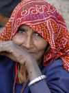 Indie: chusty na gowie nosz kobiety niezalenie od wieku