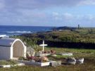 Cmentarz na obrzeżach jedynego miasteczka i osady wyspy Hanga Roa